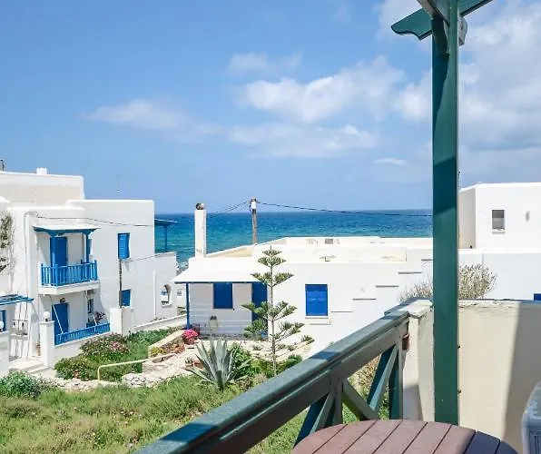 阿波罗酒店 2* Naxos City