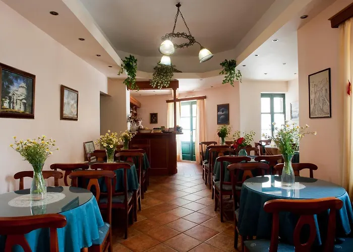 阿波罗酒店 Naxos City