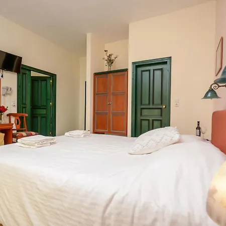Apollon Hotel 2*