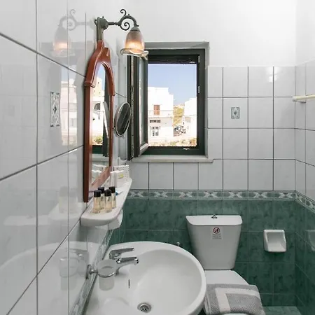 Apollon Hotel 2*