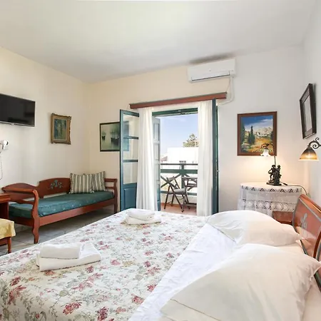 阿波罗酒店 Naxos City